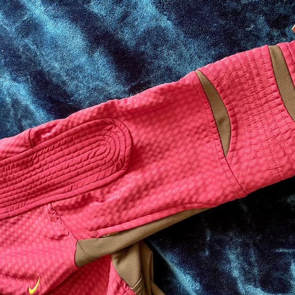 NIKE Sphere Thermal Jacket  EUC - Picture 4 of 10